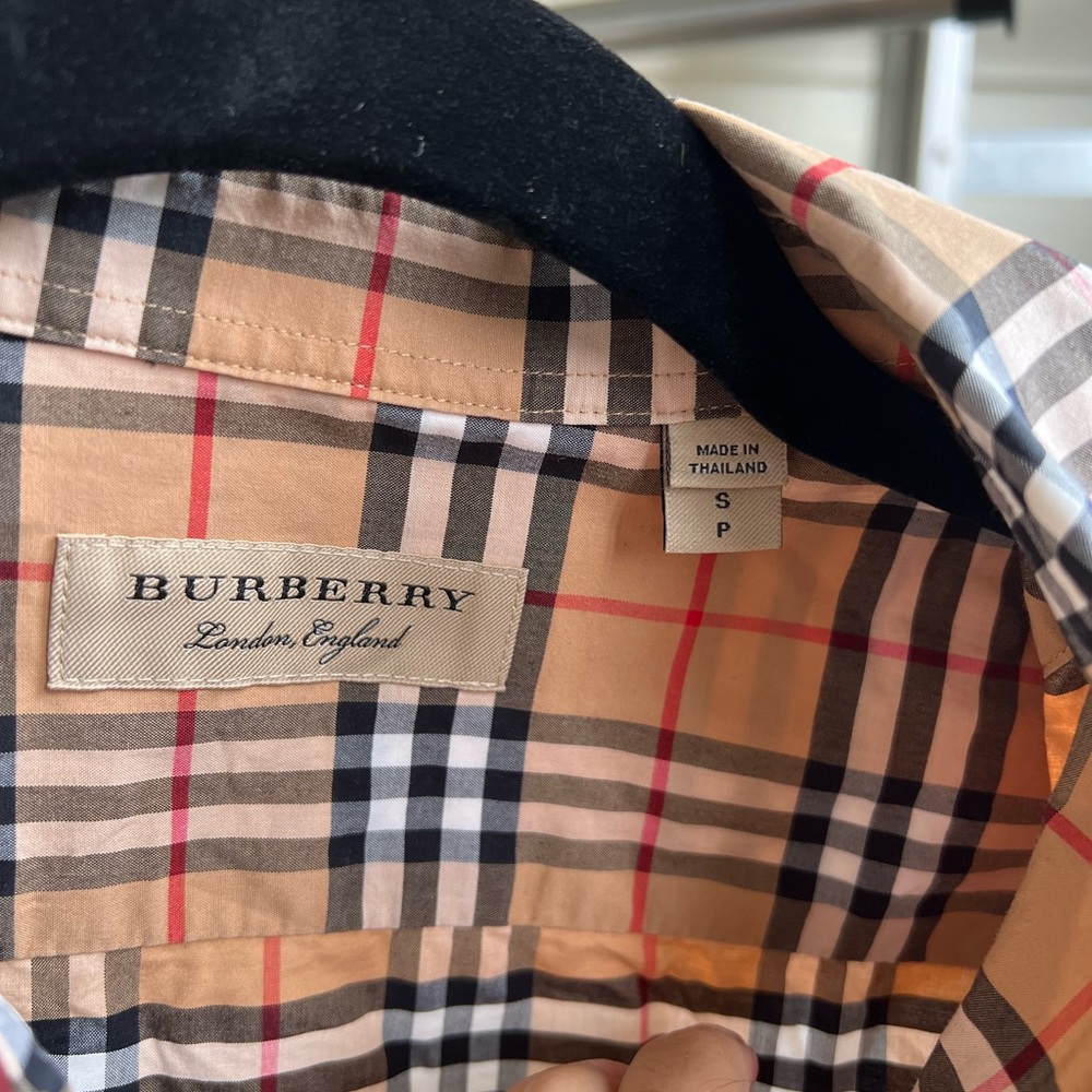 BURBERRY BRIT Plaid Print Long Sleeve Button-Up Top Size: S - Picture 4 of 7